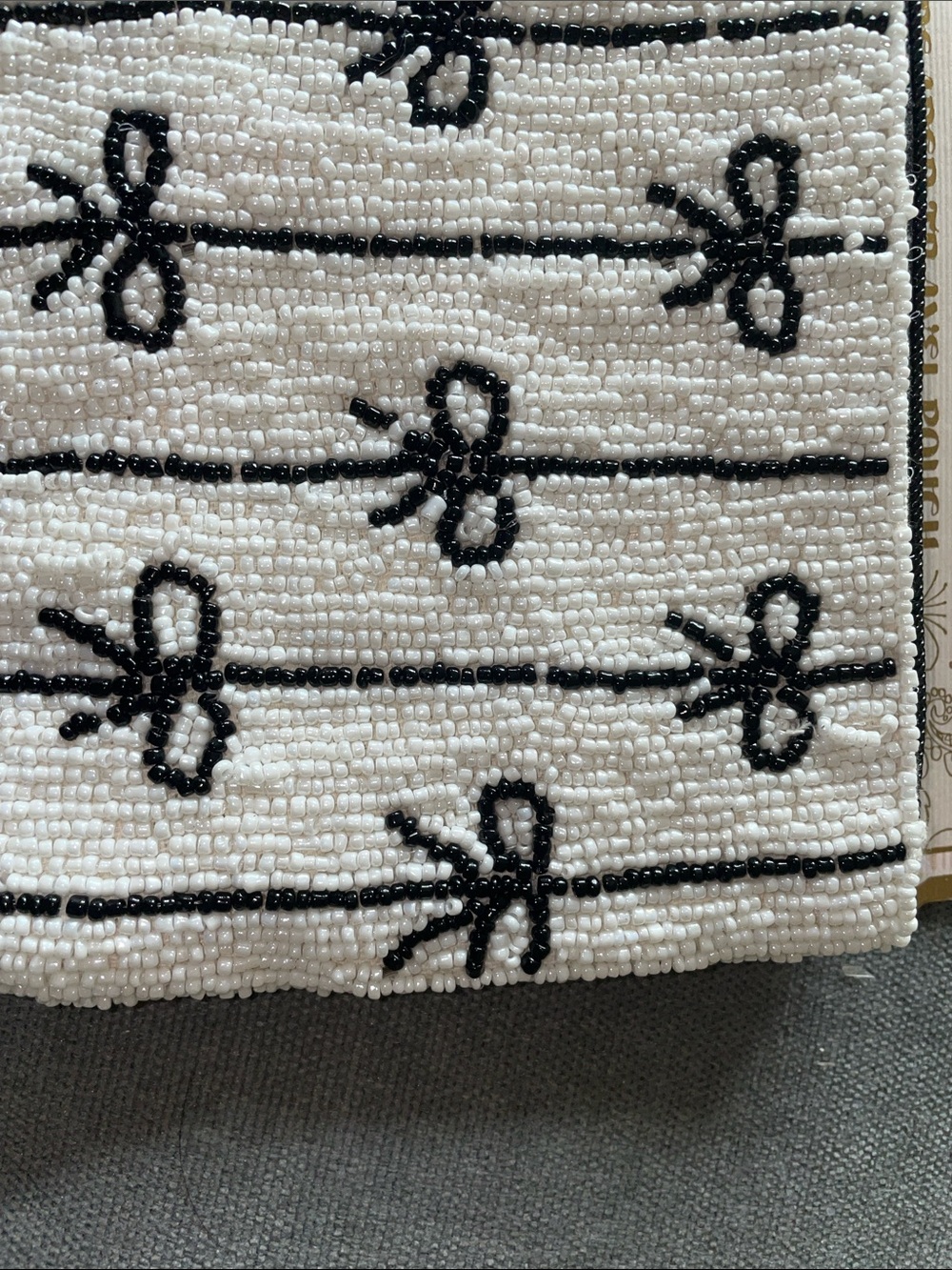 Wandering Moon White Beaded Pouch with Black Bow Detail - Picture 6 of 7